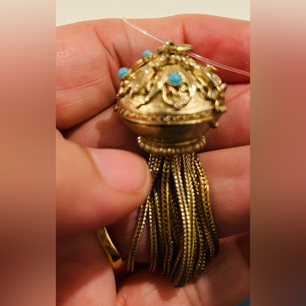 Elegant Ciro Vintage Gold Tone Ball Pendant Watch w/Faux Turquoise & Tassel